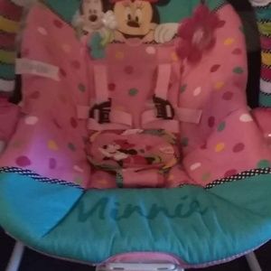 minnie mouse bouncer chair